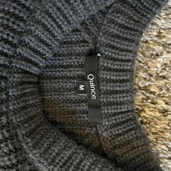 Quince 100% Organic Cotton Fisherman Crew Sweater - Women's Medium - Charcoal - Picture 3 of 8